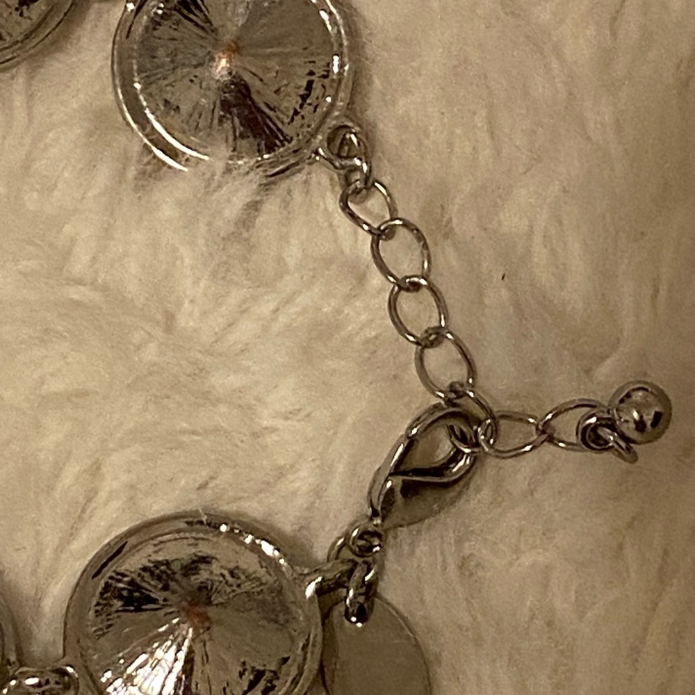 Austrian Crystal Bracelet Silvertone - Picture 5 of 5